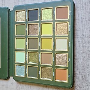 Cosmic Brushes Undergrowth Palette